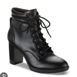 Style & Co. Women’s Laurelle black lace-up booties Size 7